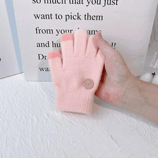 

Exclusive Newcomer Offer: Cartoon Warm Children s Gloves for Autumn and Winter