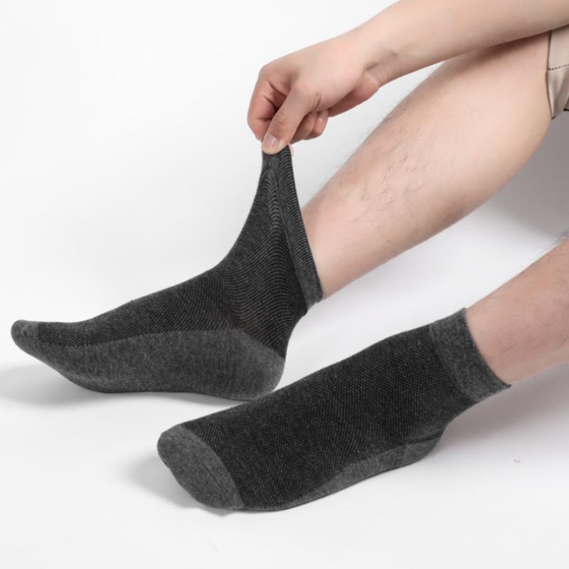 10 Pairs Men's Plus Size Mid-tube Socks European Size 43-48 Mesh Casual Sports Socks Big Foot Design