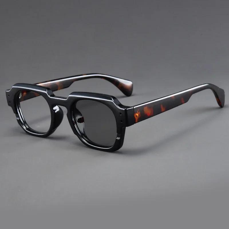 

High Quality Photochromic Reading Glasses Men Women New Trendy Anti Blue Color Changing Far Sight Eyeglasses with Diopter To+4.0 0