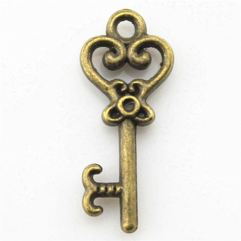 Simple Skeleton Key Charms Multi Color Alloy Pendants For Vintage Themed Jewelry