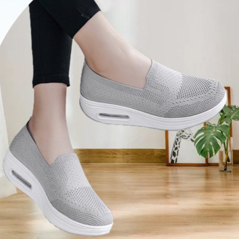 Mode Damskor Casual Mesh Skor Luftkudde Sportskor Kilklackar Platåskor Mesh Andningsbara Sneakers för Kvinnor Slip-On Loafers 2025