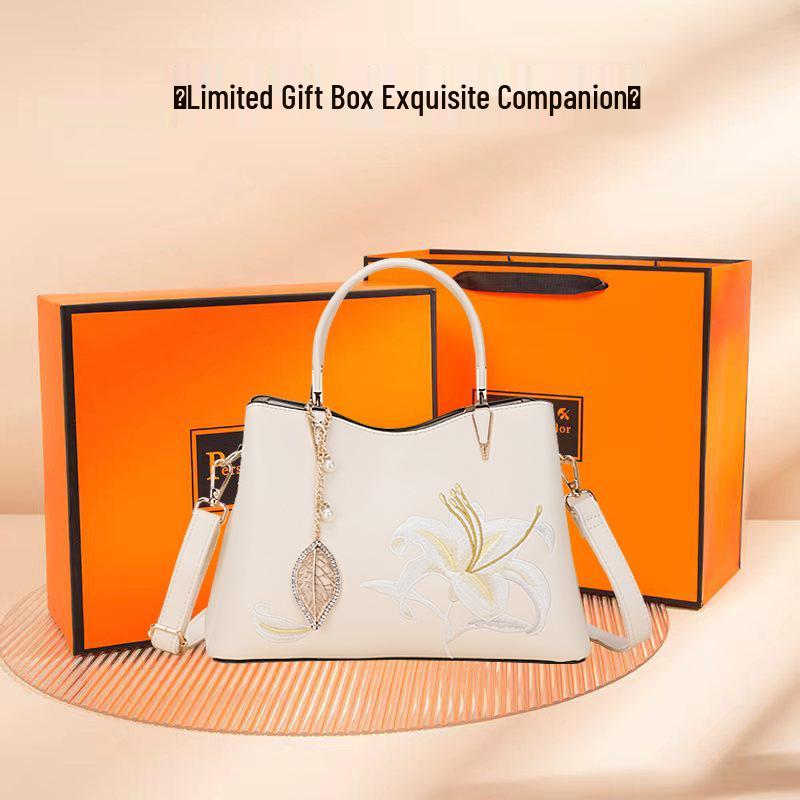 Women's Red Wedding Handbag: Fashion Tote for Ladies & Mother-in-Law's Banquet Gift