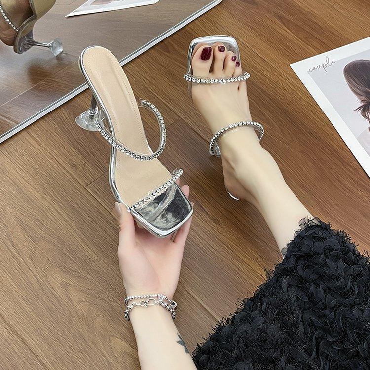 

Женские тапочки 2024 года, новые летние новые модные сексуальные тапочки, женские прозрачные туфли с открытым носком и стразами на высоком каблуке для вечеринок для женщин 35 серебряный