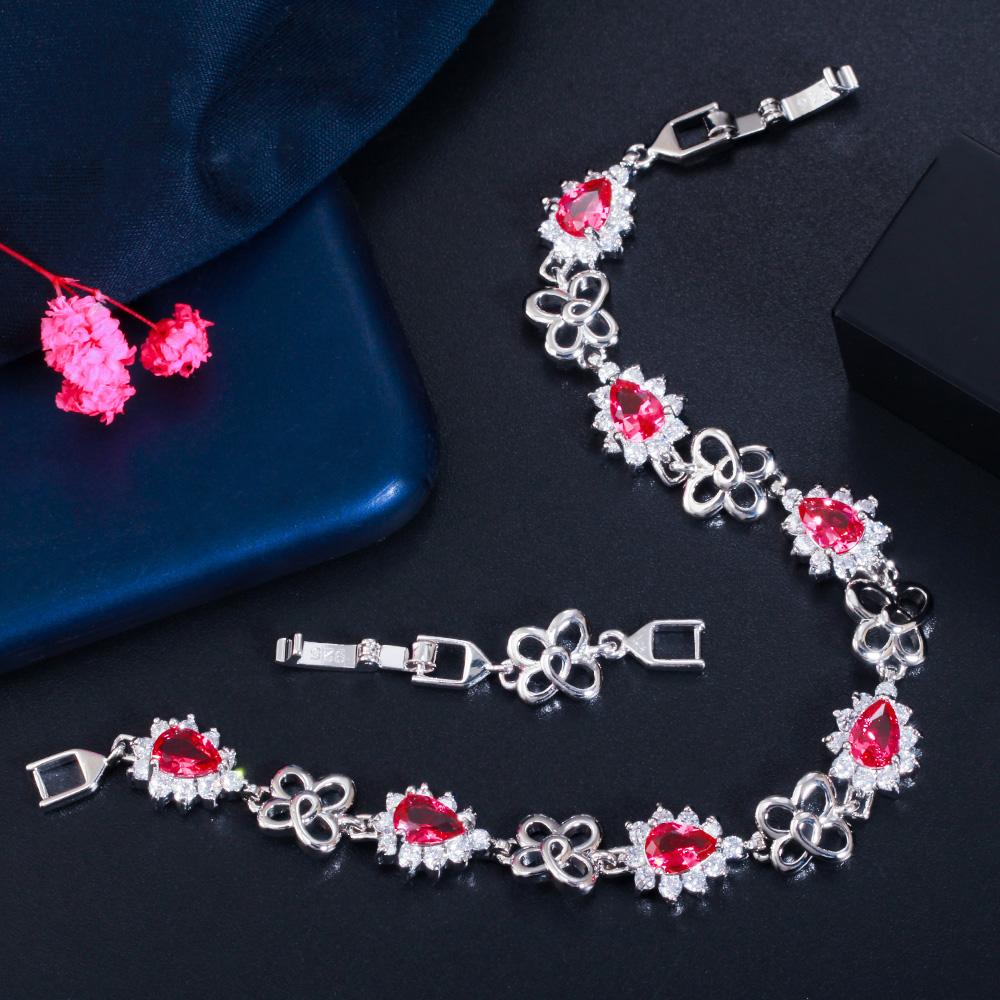 WWJ squisito braccialetto a maglie color argento a forma di fiore con zirconi cubici
