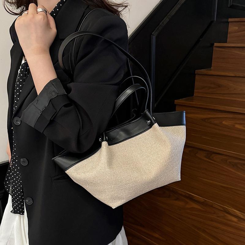 Spring new retro portable shoulder bag niche design canvas splicing large capacity tote bag