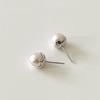 ELYONA ELYONA Light Back Pearl Earrings 8mm (Gold/Silver)
