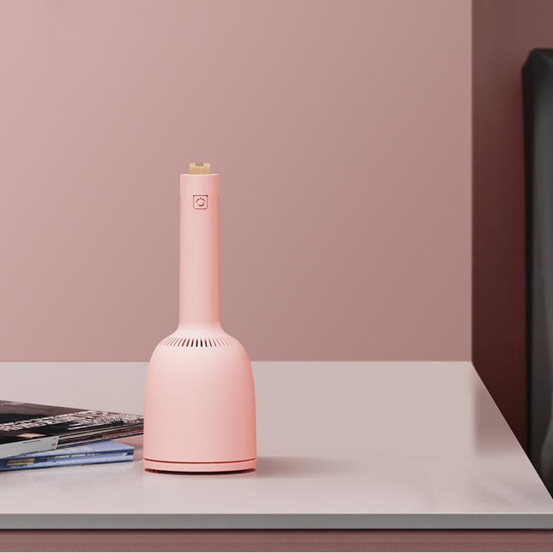 Mini aspirapolvere da tavolo 3 in 1 e levapelucchi per pulire la scrivania, i cavi delle matite e rimuovere i boli di pelo dai vestiti