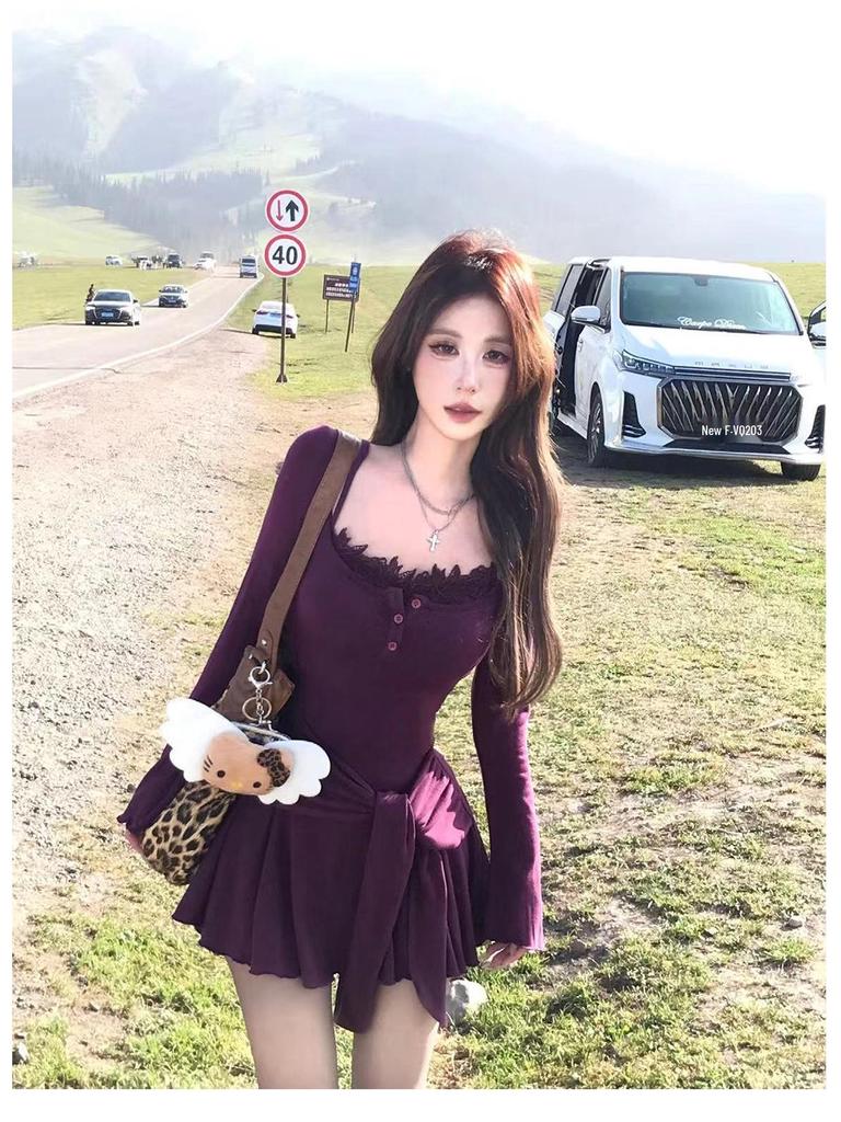 2025 Faux Two-Piece Lace Camisole Dress: Women's Autumn Waist-Cinched Pleated Bodycon Skirt