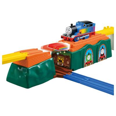 TAKARA TOMY Plarail Thomas the Tank Cross the Stretchable Bridge Train Toy for Ages 3 and Up Engine Rainbow!