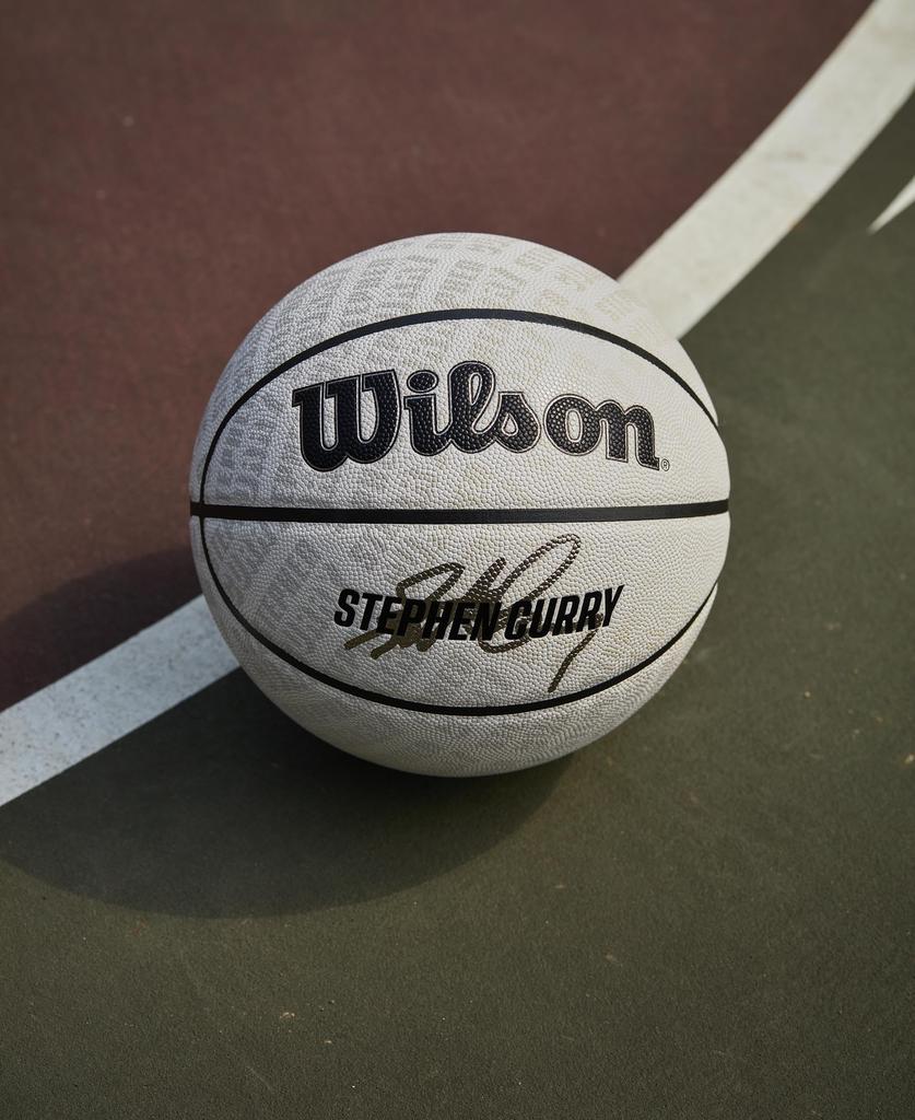 Wilson Basketball NBA PLAYER ICON UVCURRY Icon UV Size Diameter (Player Curry) WZ4030601XB7, Indoor/Outdoor, 7, Approx. 24.5cm