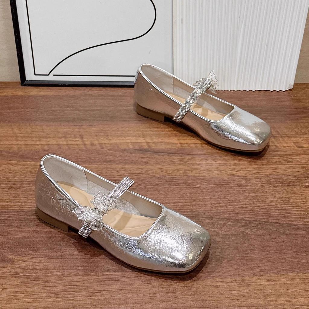 Wszechstronne francuskie srebrne buty Mary Jane damskie 2025 lato nowe cyrkonie lekkie usta pojedyncze buty na płaskiej podeszwie małe skórzane buty