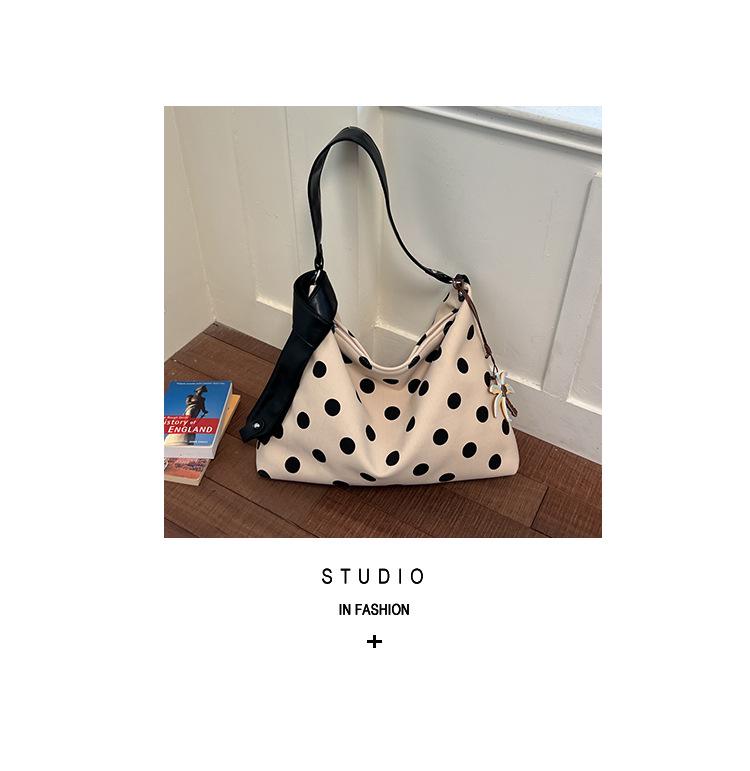 2026 Lightweight Versatile Polka Dot Bag for Women: Large Capacity Shoulder, Crossbody, or Hobo Style for Relaxed Commuting