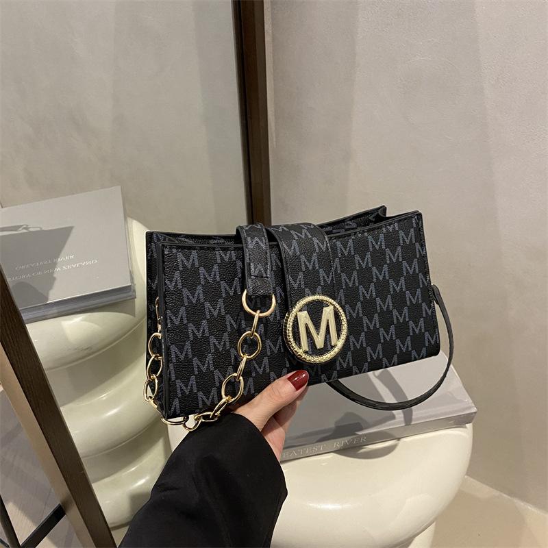 Personalized Retro Printed Shoulder Bag Women's New Trend Fashion High Sense Letter Handbag