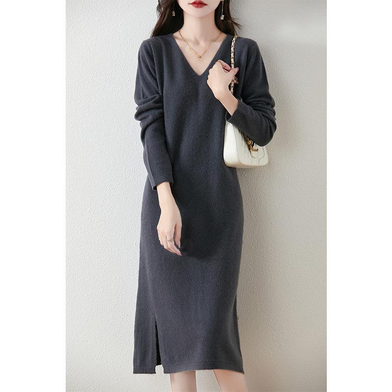 Women's Autumn V-Neck Knit Base Layer Dress Knee-Length Underlayer with Woolen Dress Elegant Slit Skirt