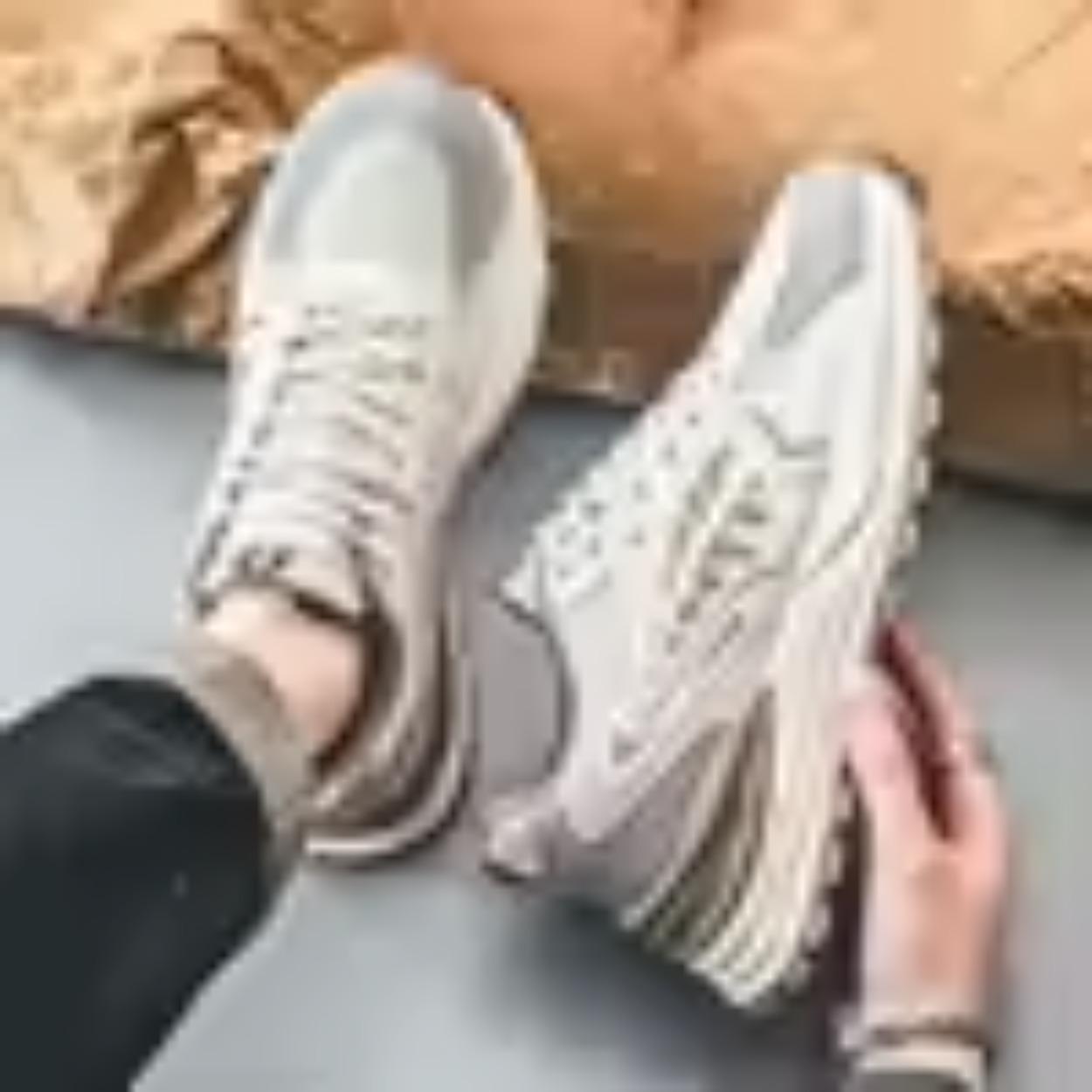 

2025 Autumn Men s Sporty Casual Shoes with Thick Soled New Fashion Trend Synthetic Upper Material Versatile Mesh Sports Shoes 42 бежевый