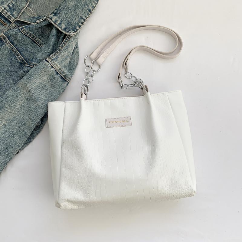 

Мягкая кожа большая вместимость ретро универсальная ins сумка 2025 ранняя весна новая сумка на плечо подмышку темпераментная сумка-тоут белый