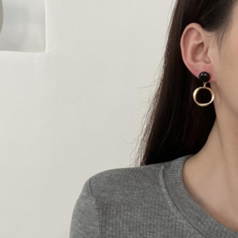 Special Offer: High-End Korean Light Luxury Geometric Circle Earrings for Women - Elegant, Versatile Ear Jewelry 