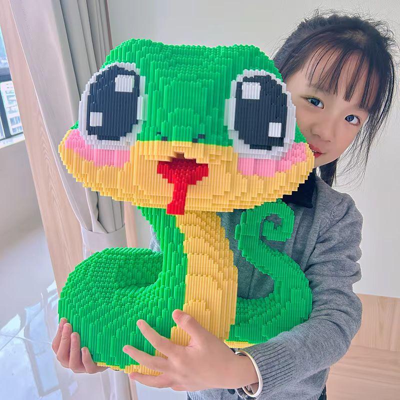 New Snake Year New Super Large Green Snake Building Blocks Assembly Toy Puzzle Pendant Puzzle Toy Children'S Gift