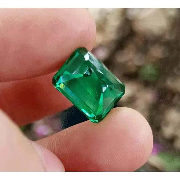 Emerald Green Colombia Natural 8-10 Ct Emerald Cut Stunning Certified Gemstone