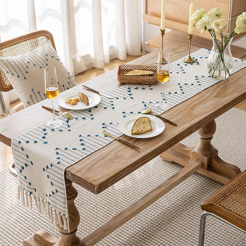 Zhinianhua Cotton Linen Tassel Table Runner
