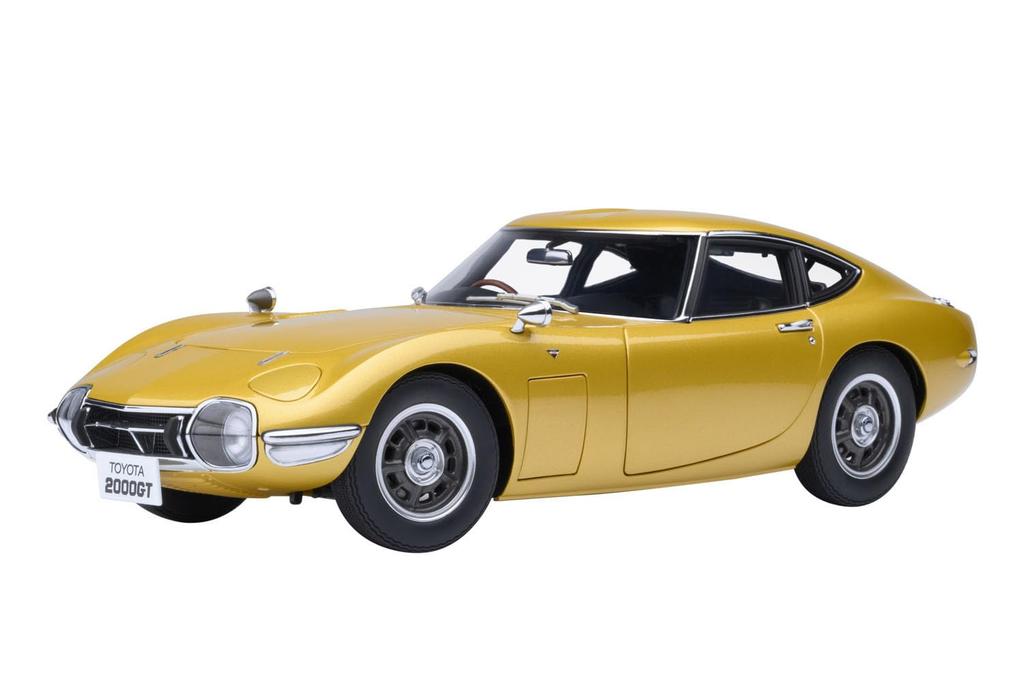 AUTOart Toyota 2000GT 1967 Completed Model 79549 (Gold)