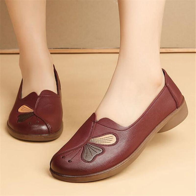 Women Shoes Comfort Slip-On Ladies Loafers Shoes for Women Hand Sewing Thread Mom Flats Outdoor Low Heels Women Shoes
