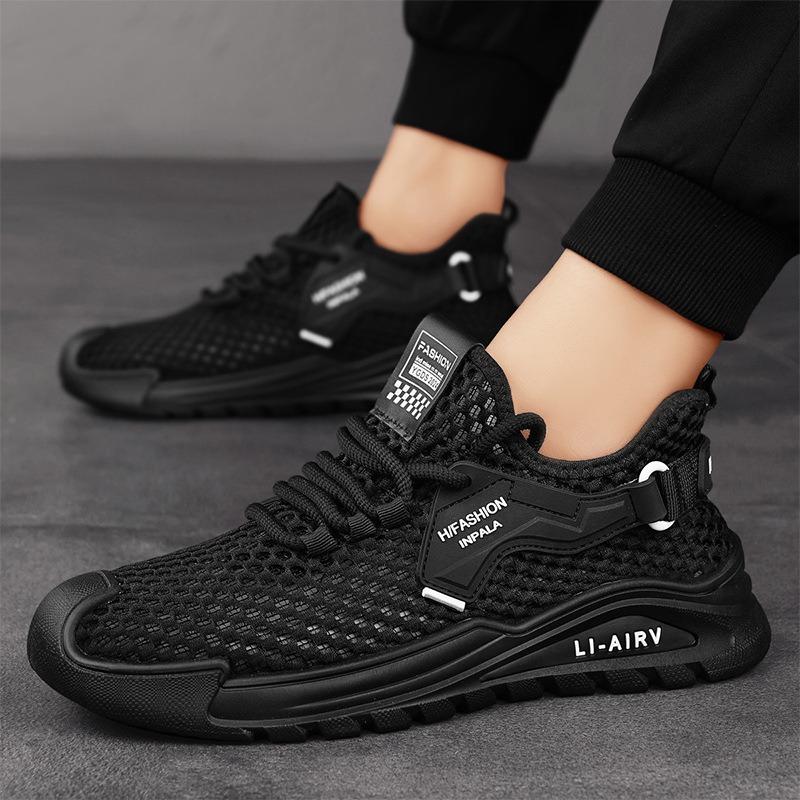 Men's shoes are breathable in summer 2 new hollowed-out large mesh thin casual mesh sports mesh shoes summer air-conditioned shoes