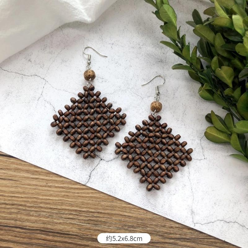 Vintage grass rattan woven handmade earrings bohemian vacation style stud earrings women's summer ear jewelry