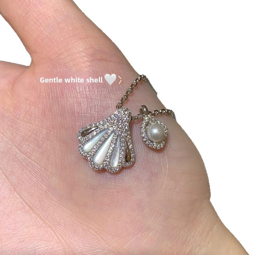 Womens Artificial Pearl And Shell Pendant Necklace With Rhinestones For Office And Casual Wear