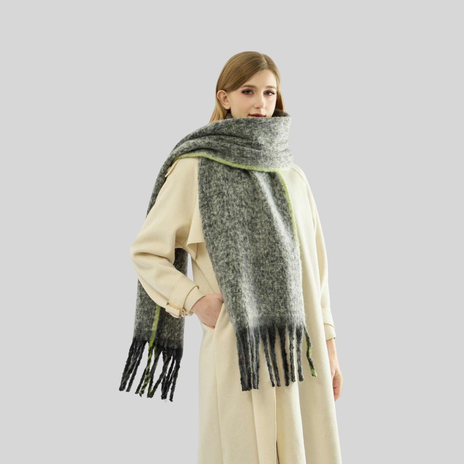 

Circle yarn Thick braided scarf Women s fashion simple and versatile scarf Thickened contrasting scarf