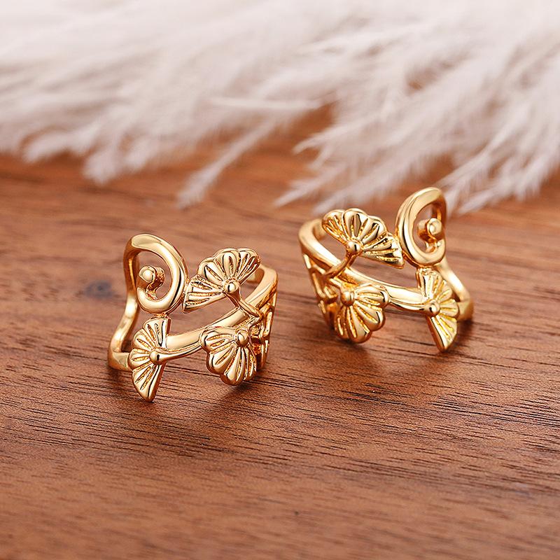Same Ear Clip, Popular Simple Flower Design, Welcome Pine Leaves Painless Ear Clip