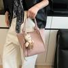 Casual Bucket Bag Women's New Large-capacity Simple Wing Bag Fashionable Simple Shoulder Bag