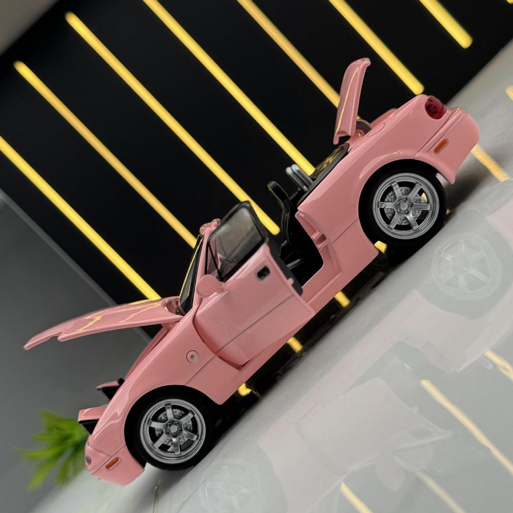 Mazda MX-5 Convertible 1:32 Alloy Model Car with Sound and Light Features