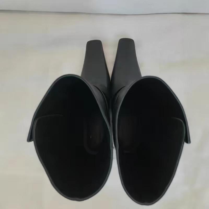 ins Korean niche belt buckle Martin boots women's 2025 new foldable square head French short boots fashion boots