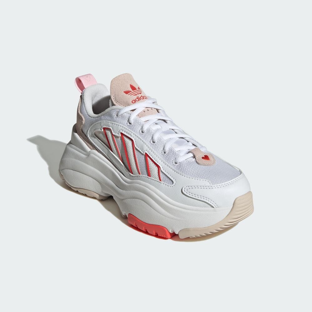 靴 adidas Originals Women's Ozgaia adidas Original Sneaker Ozgaia - White/Pink