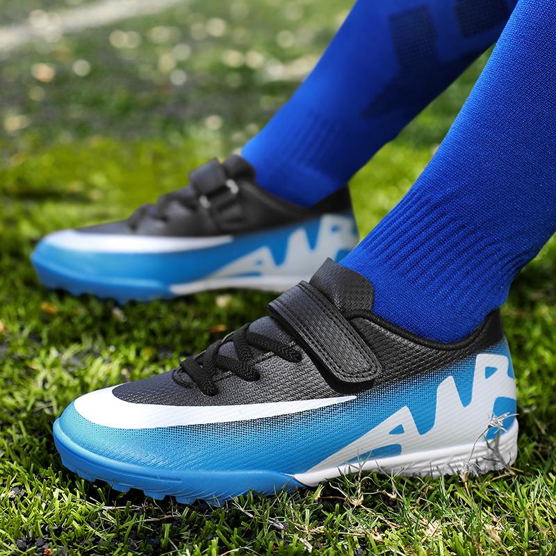 Neue Kinder Fußballschuhe TF Sneaker Fußballschuhe Spiel Bequem Rutschfest Jungen Professionell Ultraleicht Sportschuhe Unisex