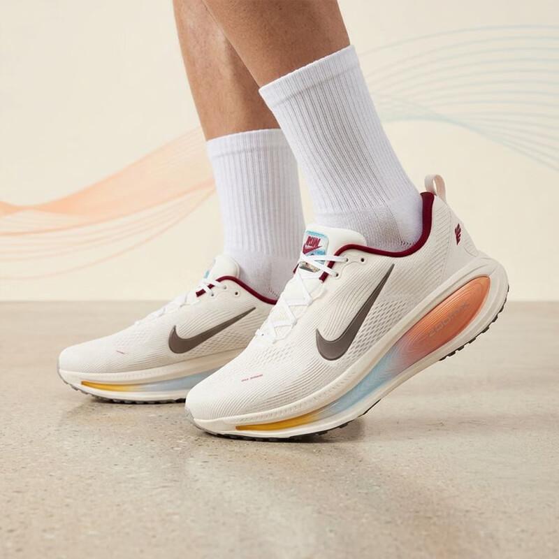 

Мужские беговые кроссовки Nike Vomero 18 42