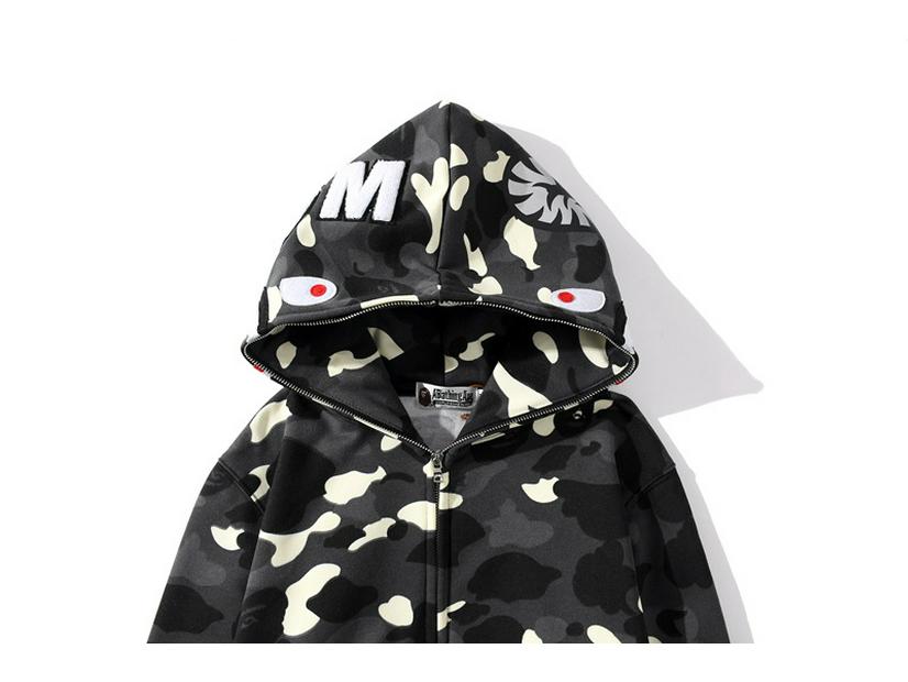 Grenzüberschreitendes Camouflage Bape Shark Leuchtendes Sweatshirt mit doppelter Kapuze