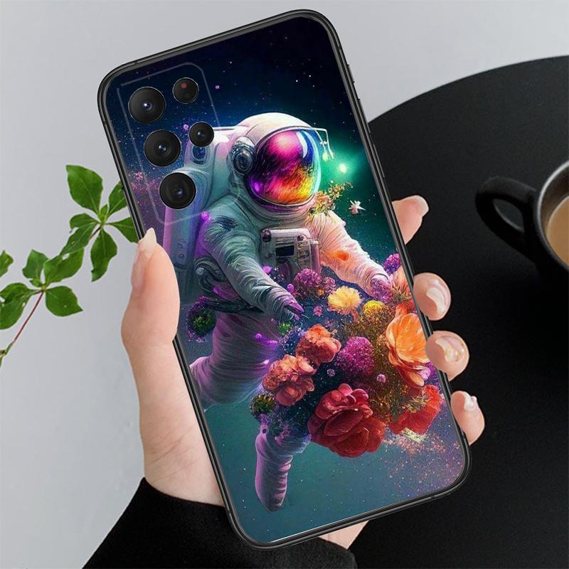 

Чехол для телефона с изображением астронавтов в цветочном поле для Samsung A52S A21S A33 A23 A13 A14 A32 A52 A53 A54 A51 A71 A15 A14 5G
