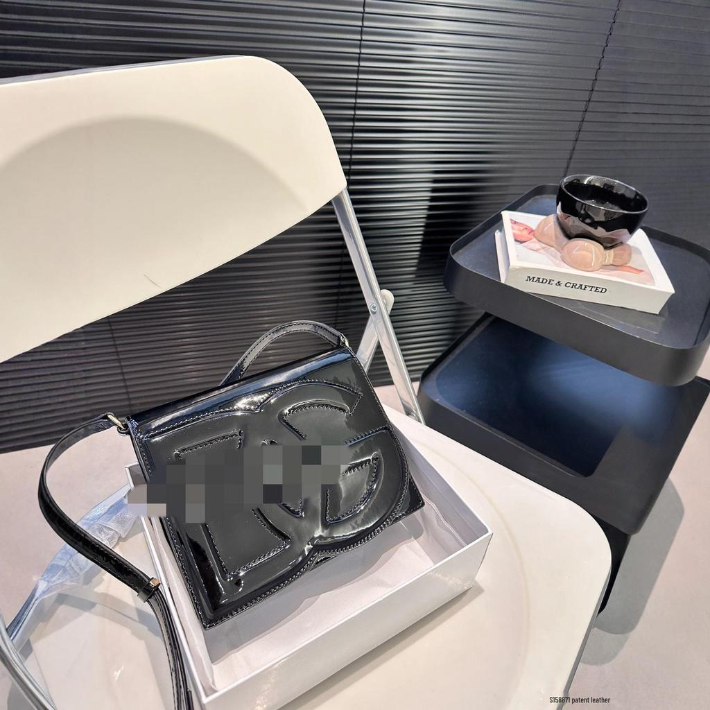 Sicily Leopard Print Lackleder Umhänge- und Schultertasche mit oberem Griff