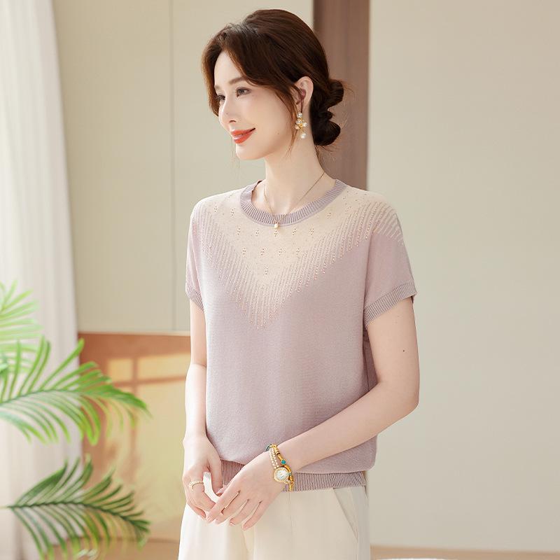 

2026 Stylish Summer Ice Silk Knit Cardigan for Moms – Lightweight and Breathable Short-Sleeved Top for Middle-Aged and Elderly. 120 (57.5-65 kg) светло-розовый