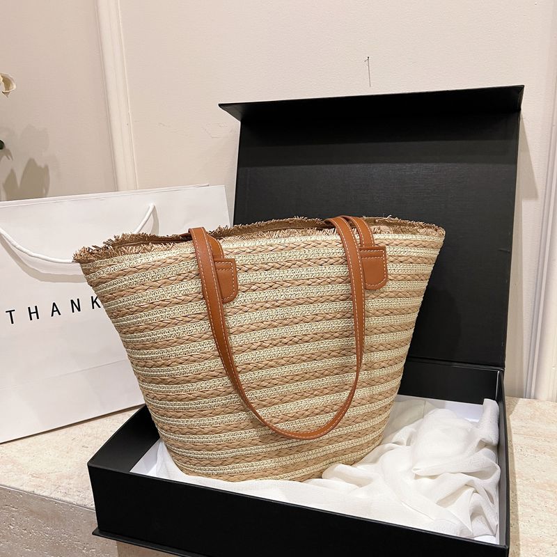 

Women s Fashionable Summer Beach Shoulder Bag Khaki