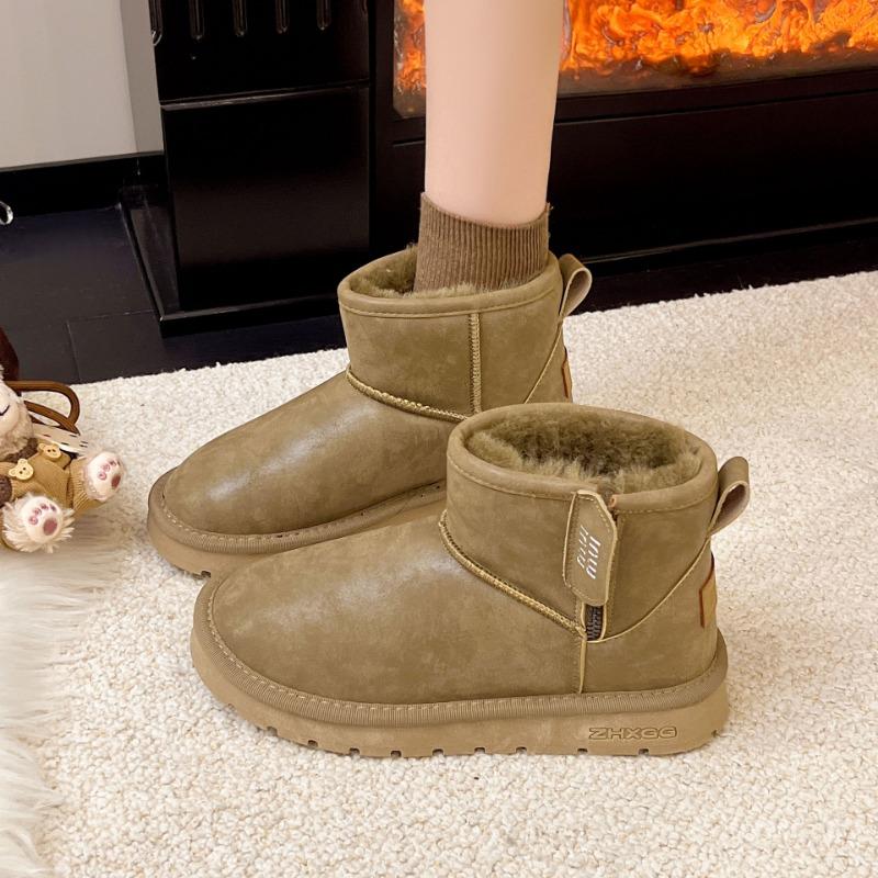 Winter Snow Boots Women's New Outdoor Travel Snow Cotton Non-slip Warm Piled Thick-soled Large Cotton Shoes