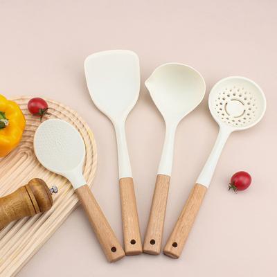 Yapışmaz Tavalarla 4 Parçalı Silikon Mutfak Gereçleri Seti Silikon Spatula Çorba Kepçesi Delikli Kaşık Mutfak İçin Pişirme Araçları