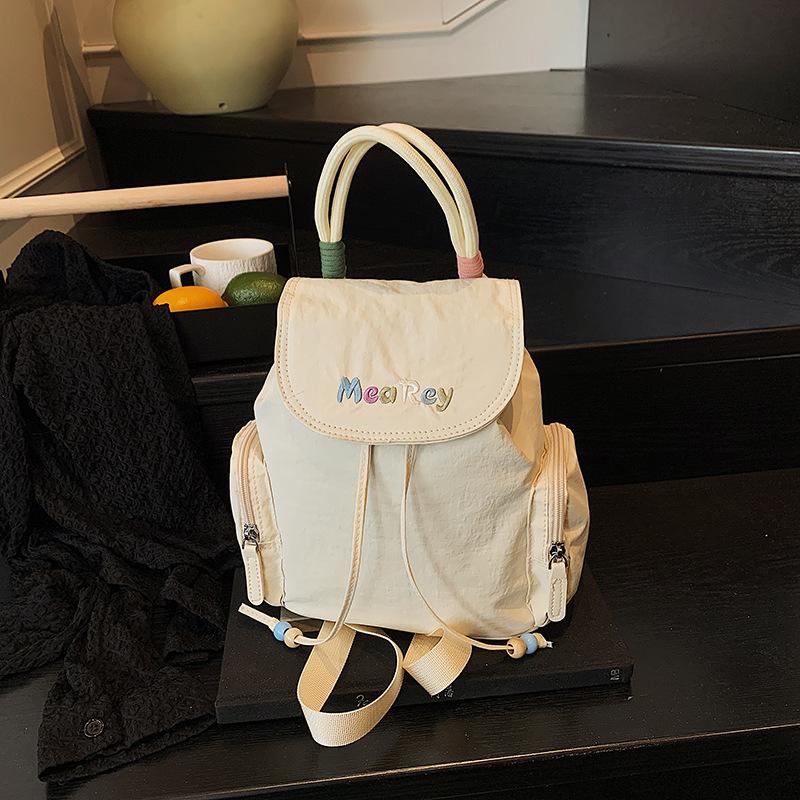 

Fashion and fresh backpack bag women s new trendy handbag commuter small backpack белый