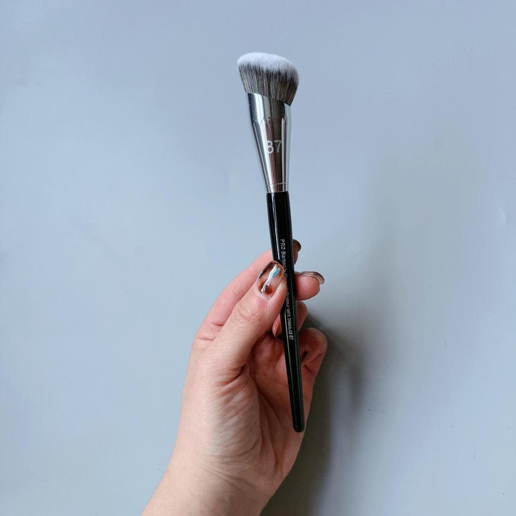 S Series No. 91 Multifunctional Makeup Brush: Loose Powder, Blush, Highlighter, Foundation, Contour.