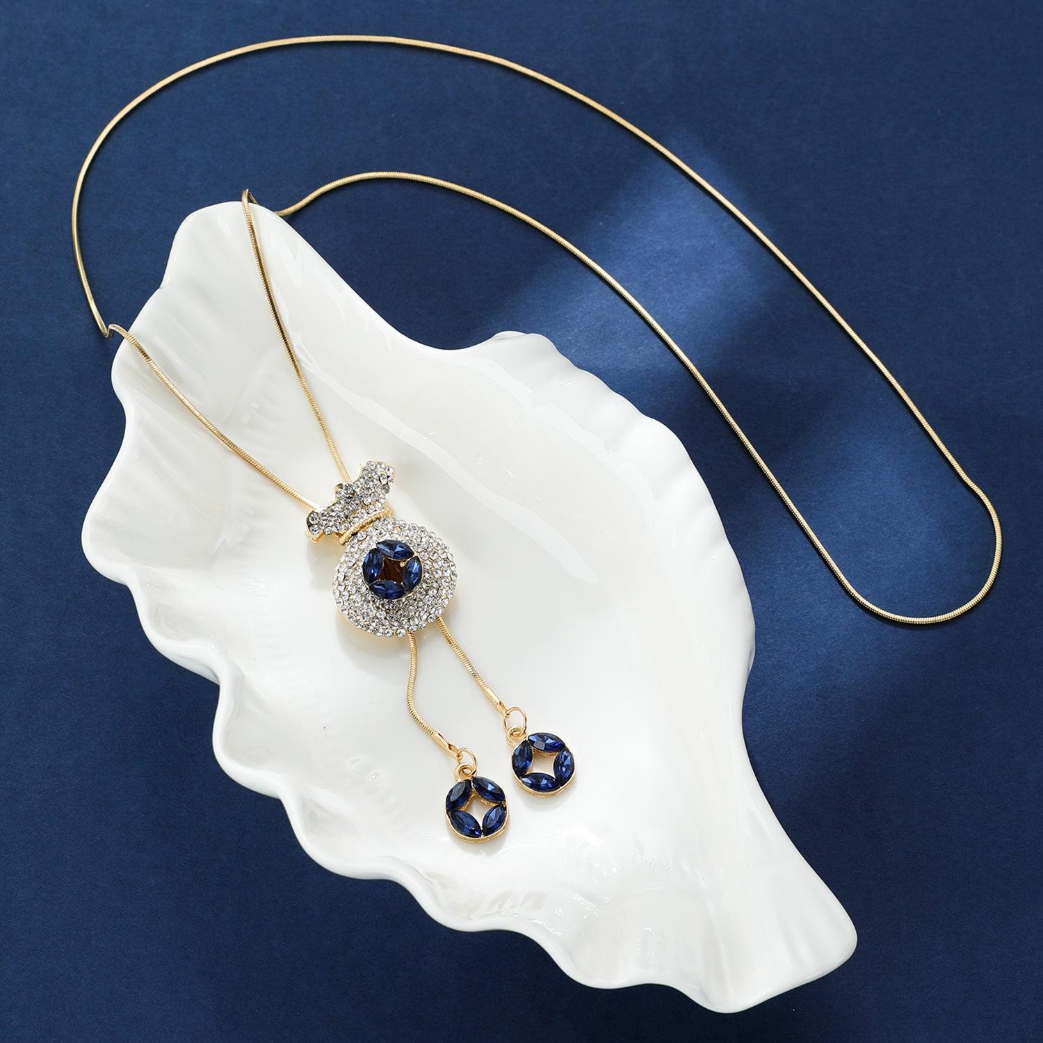 Elegant Adjustable Long Sweater Chain Necklace - Women s Versatile Light Luxury Fashion Accessory