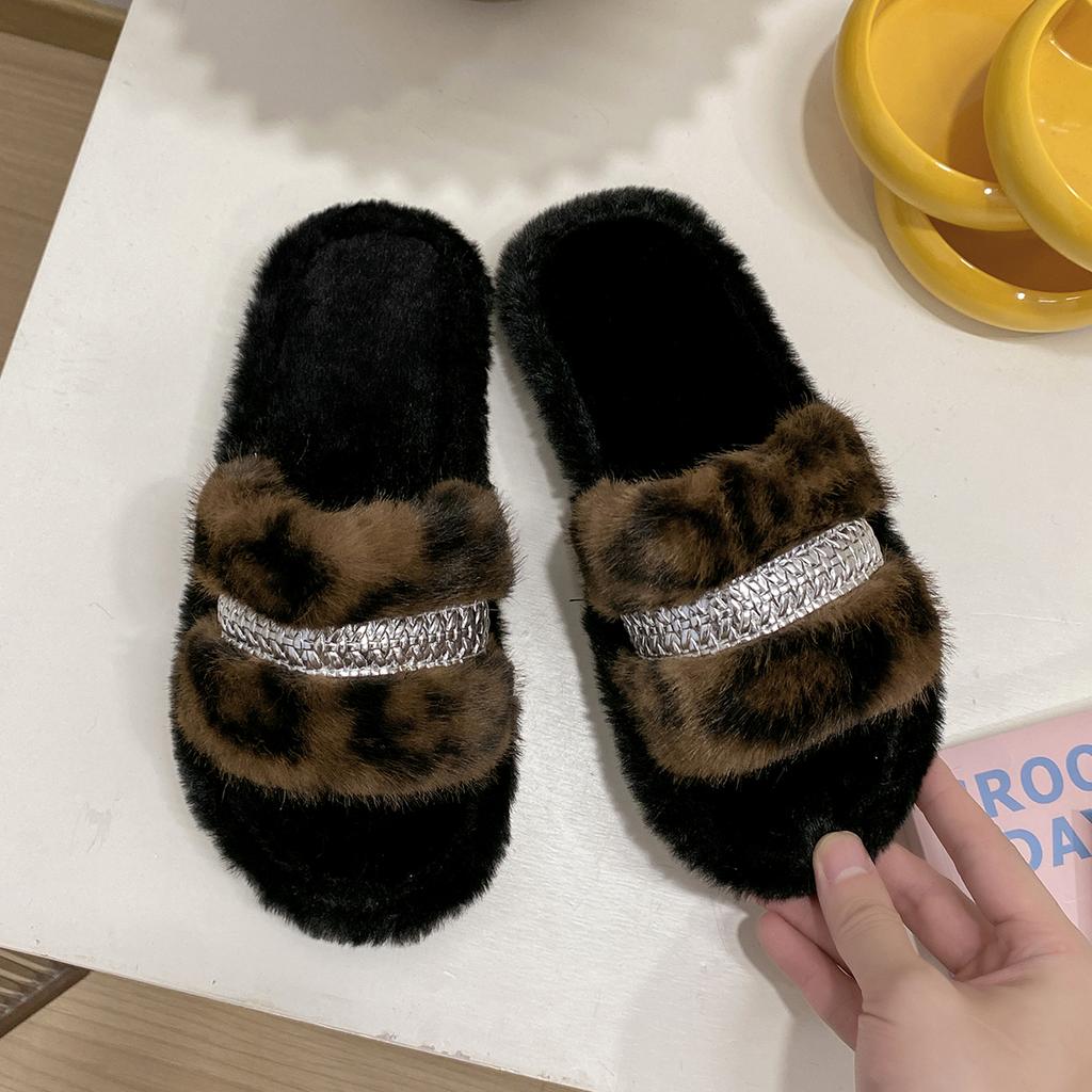 Sexy Slippers Woman Slides Daily Flat Low Heels Shoes for Women Leopard Fur Slip on Platform Bling Winter Shoes Plus Size