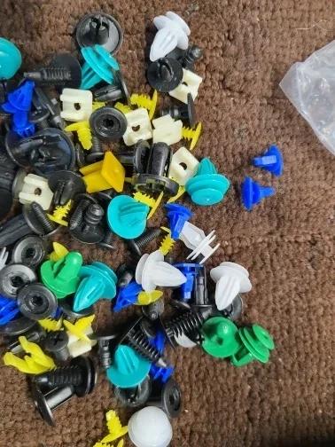 30kinds High Quality Plastic Car Body Door Push Pin Rivet Fasteners Trim Moulding Clips Screw Driver for Trains Truck Amagi