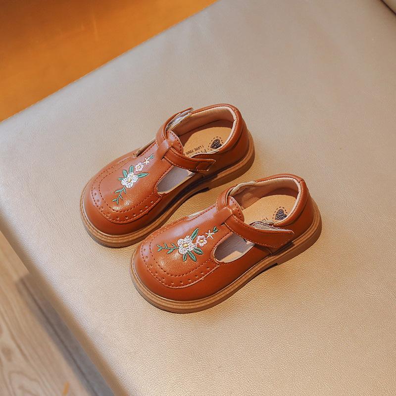 Princess Style Embroidered Chinese Style Kids Girls Soft Sole Casual Leather Shoes 21 коричневый
